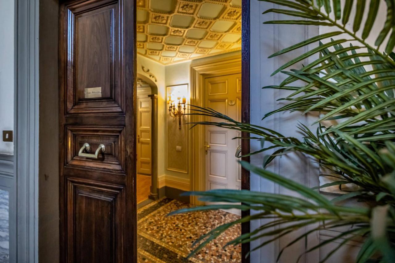Dei Medici Palace ฟลอเรนซ์ ภายนอก รูปภาพ